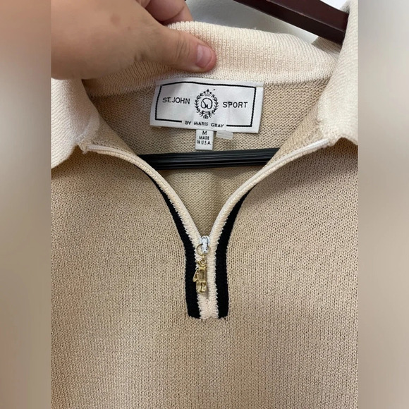 Vintage St John Sport|| Knit Short Sleeve Top, Size Medium - Picture 5 of 8